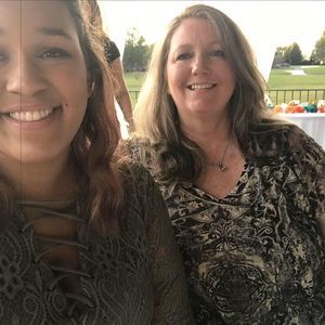 Meet your Posher, Angela